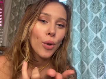 girl
        yourlovelyshow cam image #1811412