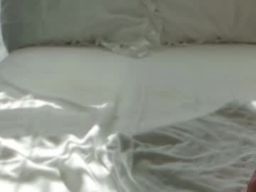 girl
        littlegreekflower cam image #5942866