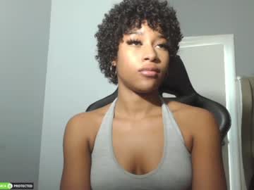 girl
        gyalxoxo cam image #400924