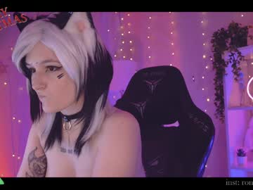 girl
        ronnie_neko cam image #5785562