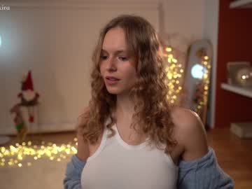 girl
        chillwithkira cam image #557363