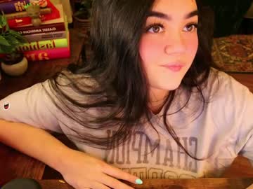 girl
        annatigarr cam image #4918266