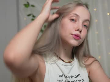 girl
        appr0ved cam image #6013948