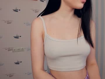 girl
        fannyhaviland cam image #3612681