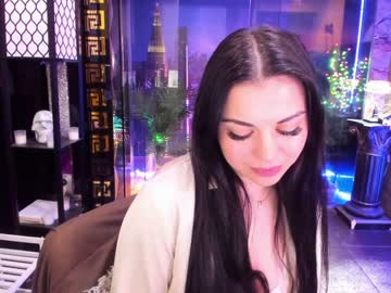 girl
        alma_pearl cam image #3075121