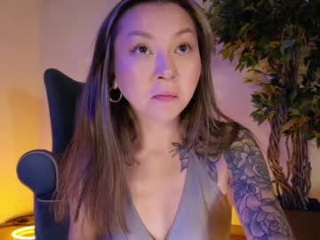 girl
        iam_casey cam image #5582402