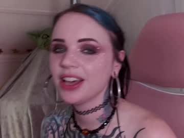 girl
        babyjas cam image #6225593