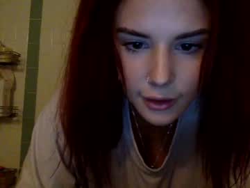 girl
        madsbby cam image #486111