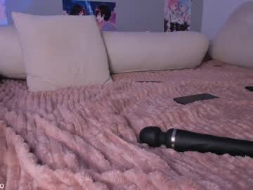 girl
        wmeow cam image #1911317
