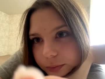 girl
        kitty_shy89 cam image #6809406