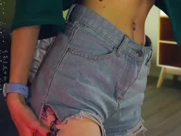 girl
        audreycarvin cam image #5018952