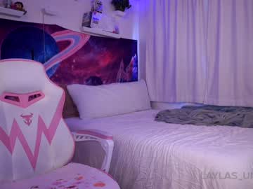 girl
        laylas_universe cam image #3746133