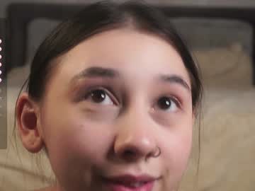 girl
        zarascarlett cam image #5743293