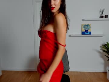girl
        legswattitude cam image #2817500
