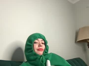 girl
        littlesugarpea cam image #3252047