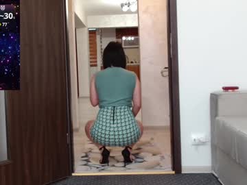 girl
        carmela_fox cam image #6071100