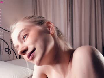 girl
        kateharrise cam image #1968798