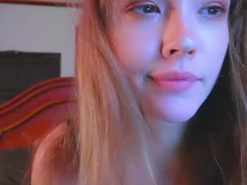 girl
        _demi_dee_ cam image #5647426