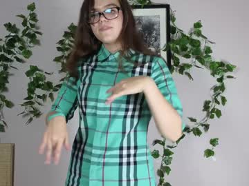 girl
        teresabriggs cam image #2313137