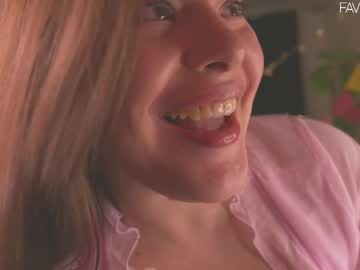 girl
        lana_rosy cam image #6834834