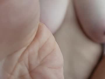 couple
        chubby_blonde_uk cam image #180312