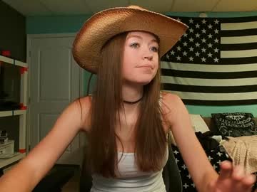 girl
        anabelleleigh cam image #5518993
