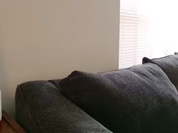couple
        hotvalleyfox cam image #3535736