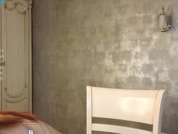 girl
        wiloneakerley cam image #4920843