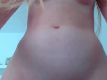 girl
        monica_dream18 cam image #4562467