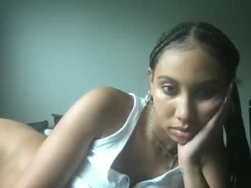 girl
        tatiana818 cam image #184035