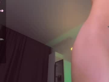 girl
        tasty_ferra cam image #5686020