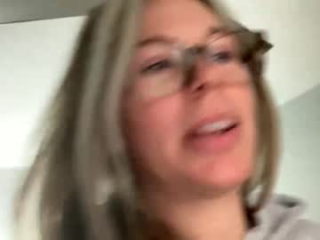 girl
        texas_blonde cam image #2559414