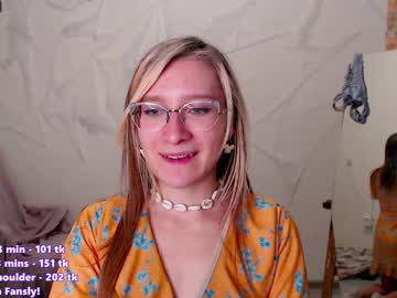 girl
        kali_the_goddess cam image #2575132