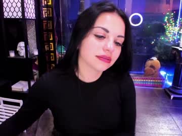 girl
        alma_pearl cam image #4122821