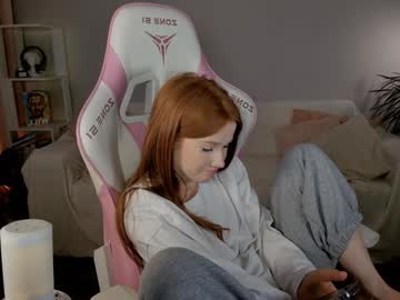 girl
        leahsthetics cam image #5374125