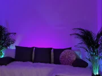 girl
        jessiccaburns cam image #3201860