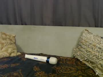 girl
        flowqueen cam image #6378509