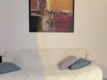 girl
        deryubanny cam image #521597