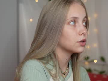 girl
        appr0ved cam image #5050996