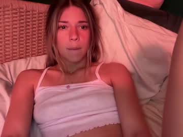 girl
        oliviahansleyy cam image #6564598