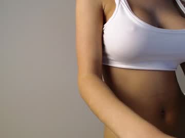 girl
        trixie_taylor cam image #3372234