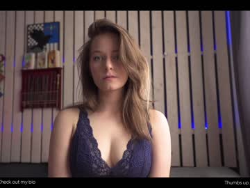 girl
        hermione_potter_couple cam image #1984713