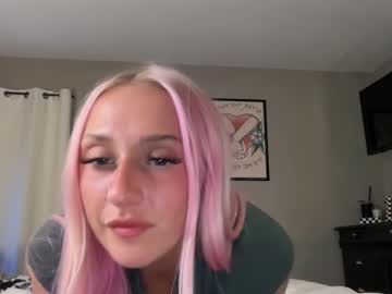 girl
        stellacorbet cam image #6966618