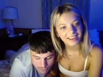 girl
        lily_marieee cam image #939518