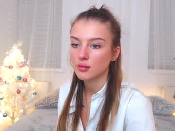 girl
        _li_li_ cam image #533147