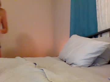 girl
        parkerriley1469 cam image #1924235