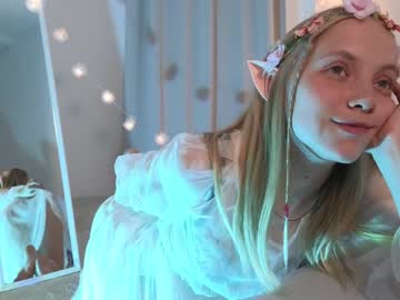 girl
        appr0ved cam image #1524519