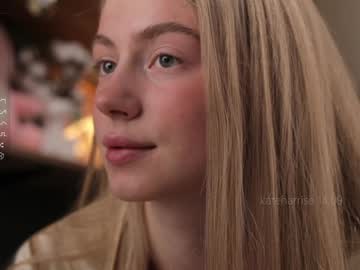 girl
        kateharrise cam image #5034663