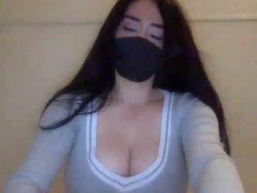 girl
        _natycutei19 cam image #6334160