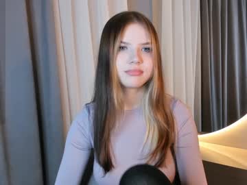 girl
        merciabawden cam image #4807594